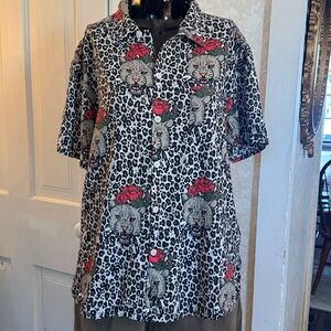 Men’s Brooklyn Standard Short Sleeve Leopard Face Roses Button Up Shirt Large
